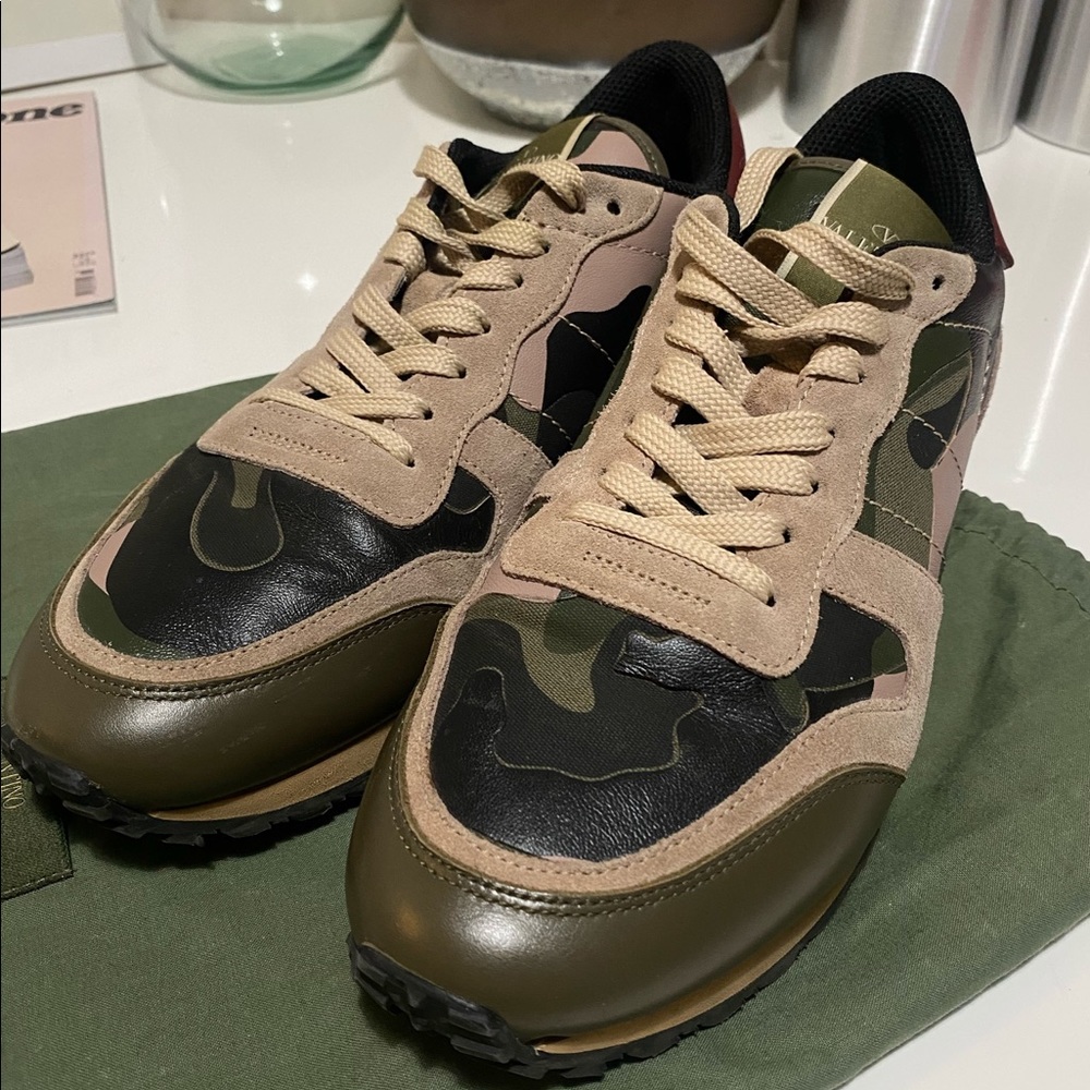 Valentino Sneakers